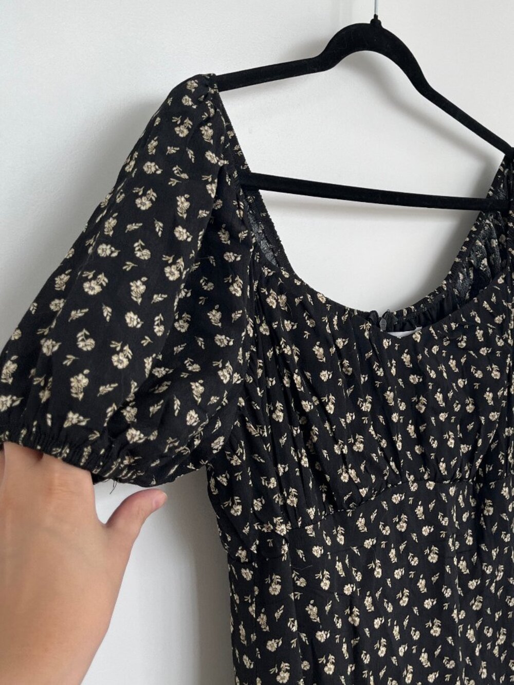 🥀 Floral 100% Viscose Dress with Slit